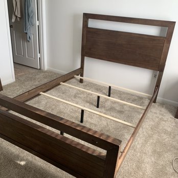 Moving With LeVi - Need Bed or Furniture Assembling ? We Are Here To Help ! - Movers Near Me Moving With LeVi - Need Bed or Furniture Assembling ? We Are Here To Help ! - Movers Near Me
