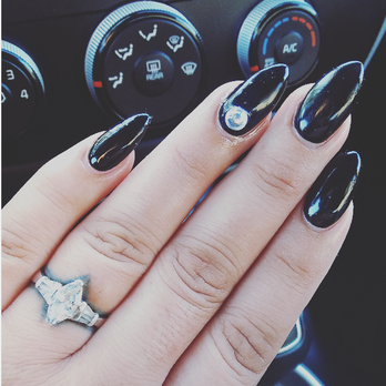 Pamper Nails & Spa - Helen is Amazing and thorough with detail. I recommend setting appointments with her. Excuse the cotton dust. - Nail Salons Near Me - Pomona, California Pamper Nails & Spa - Helen is Amazing and thorough with detail. I recommend setting appointments with her. Excuse the cotton dust. - Nail Salons Near Me - Pomona, California