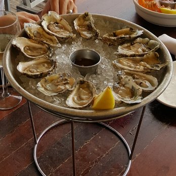Coconuts - Happy Hour Oysters - Seafood Near Me - Fort Lauderdale, Florida
