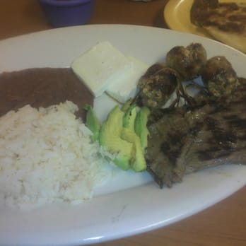 Pancho's - Salvadoran combo plate - Mexican Near Me - Victorville, California