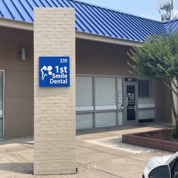 1st Smile Dental - Front Door - Cosmetic Dentists Near Me - Irving, Texas 1st Smile Dental - Front Door - Cosmetic Dentists Near Me - Irving, Texas