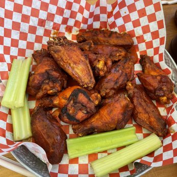 Jasper's Barbeque - Buffalo wings with buffalo sauce - Barbeque Near Me - Big Bear Lake, California Jasper's Barbeque - Buffalo wings with buffalo sauce - Barbeque Near Me - Big Bear Lake, California