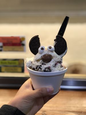 Scoop and Joy by null