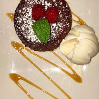 Morton's The Steakhouse - Morton's Legendary Hot Chocolate Cake - Steakhouses Near Me - Honolulu, Hawaii