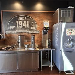 Dickey's Barbecue Pit - Inside: self-service drink station featuring sweet tea