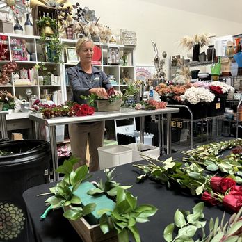 Flower Duet - Casey is a fabulous teacher! - Florists Near Me - Torrance, California Flower Duet - Casey is a fabulous teacher! - Florists Near Me - Torrance, California