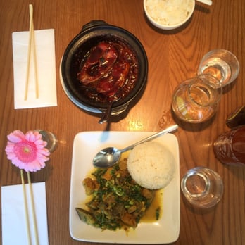 Viet Grill - top: mekong fish in claypot bottom: pork and aubergine - Vietnamese Near Me - London, XGL