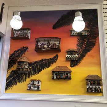Los Marinillos - Decor - Bakeries Near Me - Flushing, New York