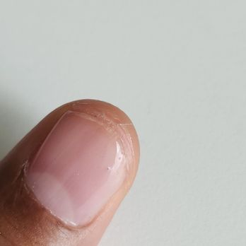 Largo Nails - Dried up gel and air pockets inside the gel, cuticles not cleaned up properly - Nail Salons Near Me - Upper Marlboro, Maryland