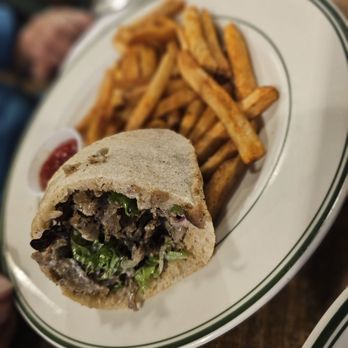 The Upper Crust - Lamb gyro - Pizza Near Me - Gettysburg, Pennsylvania The Upper Crust - Lamb gyro - Pizza Near Me - Gettysburg, Pennsylvania