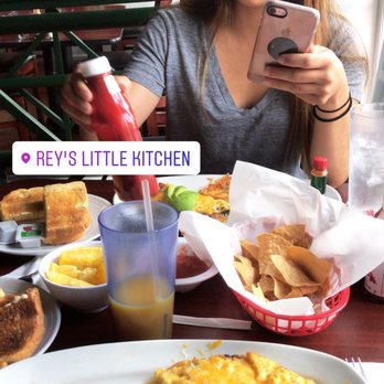 Rey's Little Kitchen - Breakfast & Brunch Near Me - Whittier, California