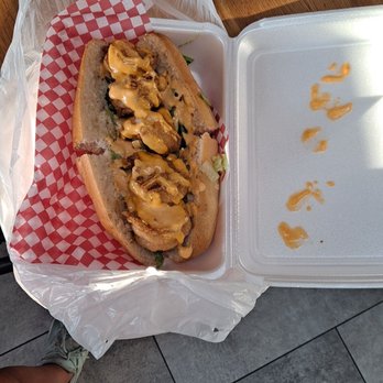OUTTA BRONX - Po boy sandwich - Sandwiches Near Me - Peoria, Arizona OUTTA BRONX - Po boy sandwich - Sandwiches Near Me - Peoria, Arizona