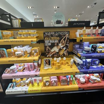 SEPHORA - Cosmetics & Beauty Supply Near Me - Ventura, California