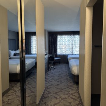 Silver Legacy Reno - A Caesars Rewards Destination - Two queen - Casinos Near Me - Reno, Nevada Silver Legacy Reno - A Caesars Rewards Destination - Two queen - Casinos Near Me - Reno, Nevada