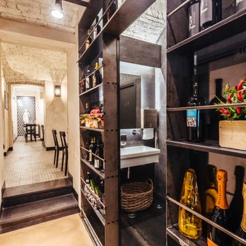 Augusto - Pizza Near Me - Torino, TO