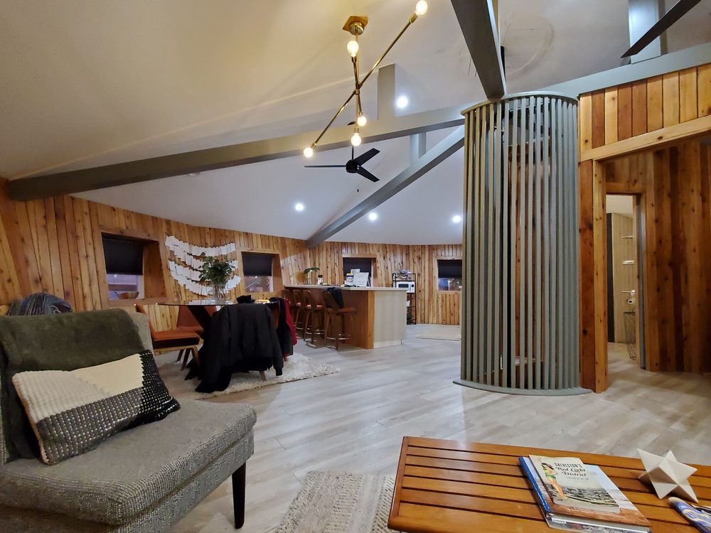 KETTLE HOUSE Updated August 2024 18 Photos 1410 Miramar Dr