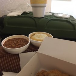 Lee's Famous Recipe Chicken
