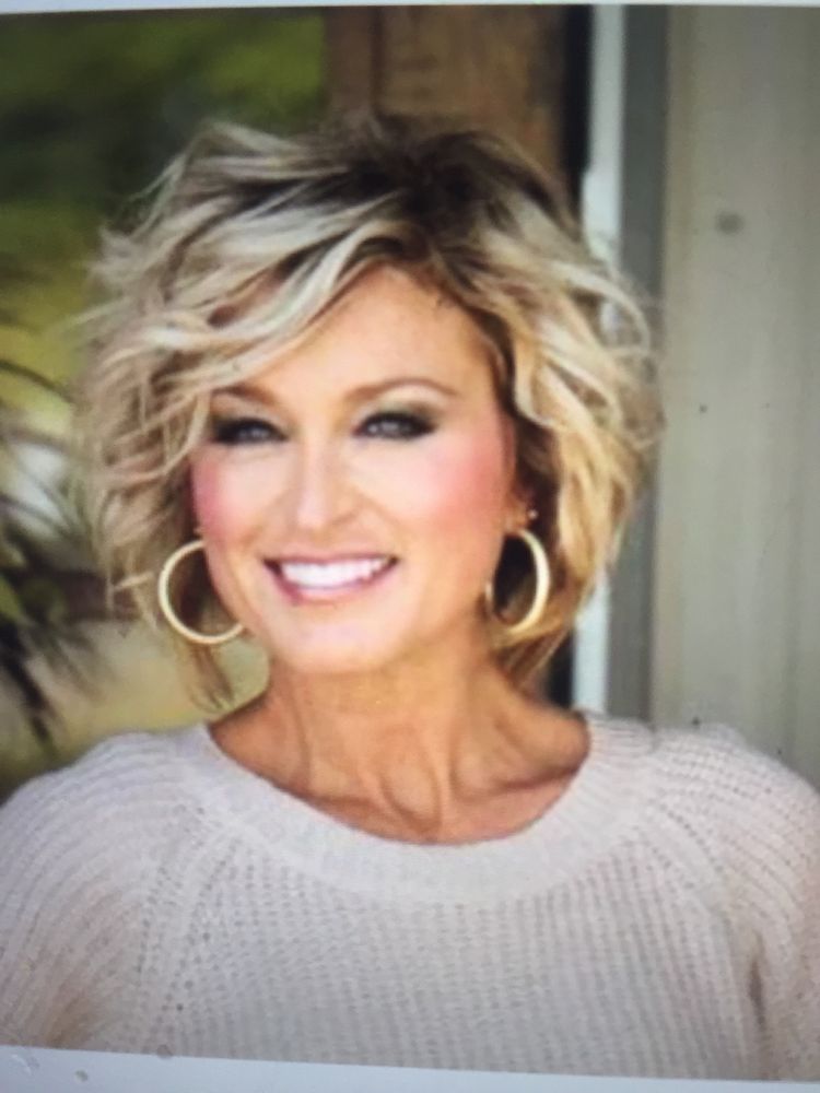 TALKING HEADS HAIR SALON Updated August 2024 407W Germantown Pike