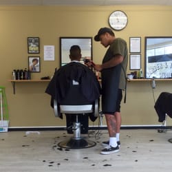 Big Willie Legacy Barber & Tattoo Studio - Willy on the job