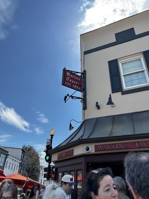 Martin's Tavern by null