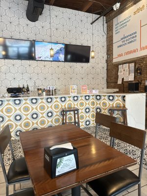 Eggholic - Indian Street Food by null