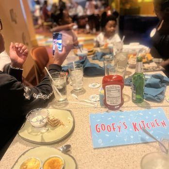 Goofy's Kitchen - American Near Me - Anaheim, California Goofy's Kitchen - American Near Me - Anaheim, California