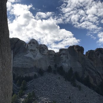 Mount Rushmore National Memorial - Landmarks & Historical Buildings Near Me - Keystone, South Dakota