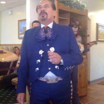 El Charritos - Shaaaaaaaaaahaaaaaaaaiiiiiiiiiiii!!!!!!! - New Mexican Cuisine Near Me - Albuquerque, New Mexico