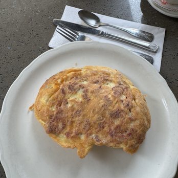 Richard Walker's Pancake House - BACON OMELETTE WITH CHEESE - Waffles Near Me - Del Mar, California Richard Walker's Pancake House - BACON OMELETTE WITH CHEESE - Waffles Near Me - Del Mar, California