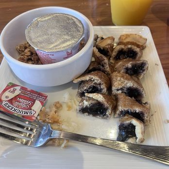 The Landing Hotel - Yogurt and granola, with poopy pancakes and huge fork. - Hotels Near Me - Pittsburgh, Pennsylvania The Landing Hotel - Yogurt and granola, with poopy pancakes and huge fork. - Hotels Near Me - Pittsburgh, Pennsylvania