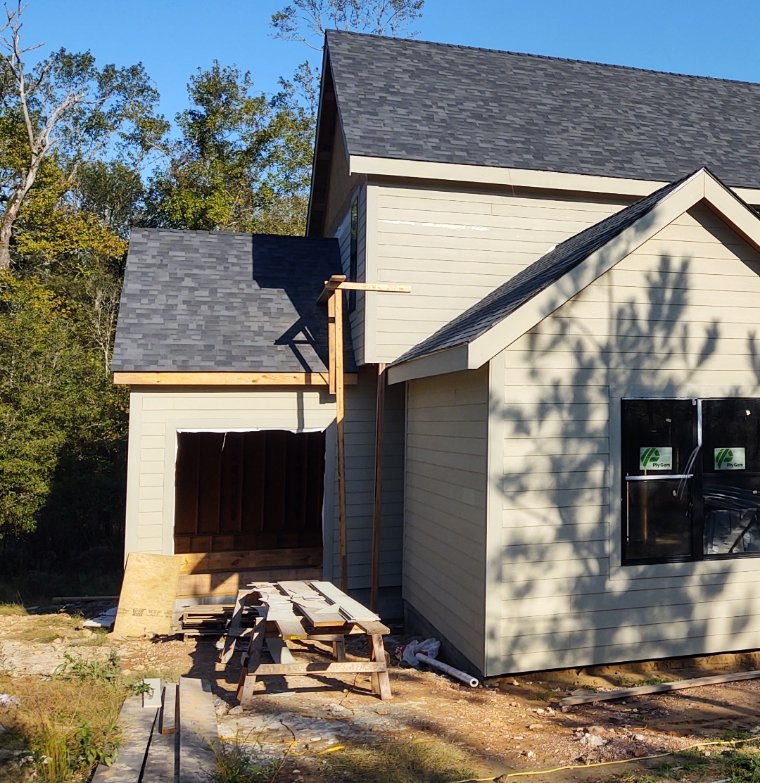 Slide of Rodeo Roofing