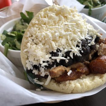 Arepera - A Pabellón de Pernil Arepa - Venezuelan Near Me - Montreal, Quebec Arepera - A Pabellón de Pernil Arepa - Venezuelan Near Me - Montreal, Quebec