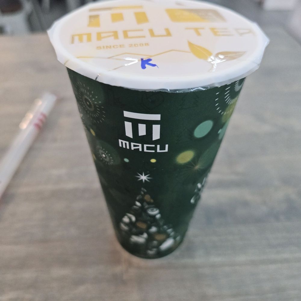 Macu Tea - 1-9-25. King of Mango Smoothie. The cup obscures the beautiful layers. - Bubble Tea Near Me - San Jose, California