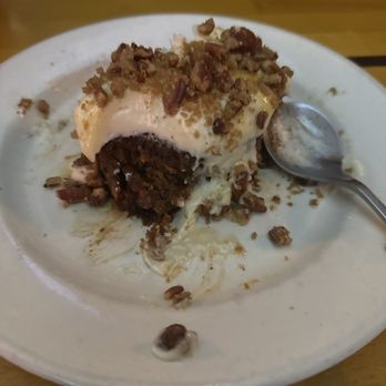 Cafe Alley - Tasty carrot cake - American Near Me - Ardmore, Oklahoma
