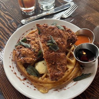 Le Coin - Chicken & Waffles - Seafood Near Me - Seattle, Washington Le Coin - Chicken & Waffles - Seafood Near Me - Seattle, Washington