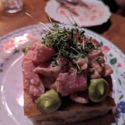 La Providencia - Tuna crudo