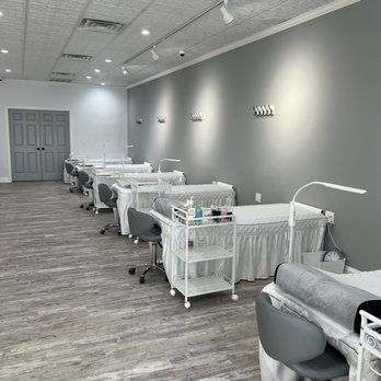 Wink Eyelashes Extensions - Indoor - Eyelash Service Near Me - East Northport, New York Wink Eyelashes Extensions - Indoor - Eyelash Service Near Me - East Northport, New York
