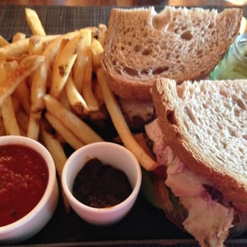 Härth - Roasted Turkey Sandwich with Cranberry Mayo, Bacon Jam - New American Near Me - McLean, Virginia Härth - Roasted Turkey Sandwich with Cranberry Mayo, Bacon Jam - New American Near Me - McLean, Virginia