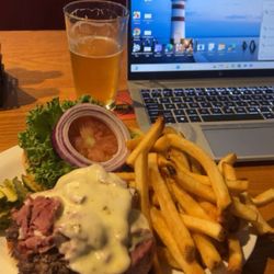Stimpy's Sports Bar & Grill - Stimpy Burger and a Cold Beverage
