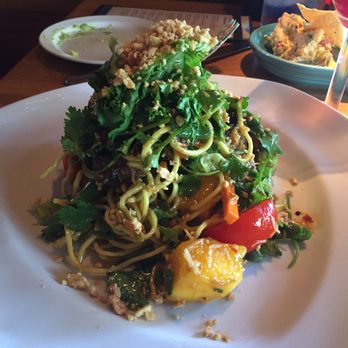 R+D Kitchen - Thai beef noodle salad - New American Near Me - Yountville, California