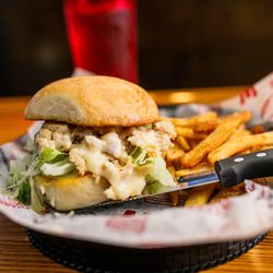 Mugshots Grill & Bar - D'Iberville, MS