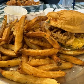Rodeo Goat - Bodacious Burger and fries - Burgers Near Me - Houston, Texas