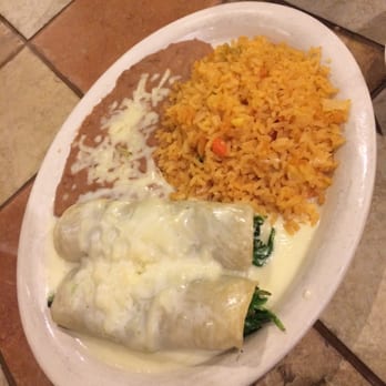 Tequilas - Vegetarian dish - spinach & cheese enchiladas with rice and beans. - Mexican Near Me - Valley Center, Kansas Tequilas - Vegetarian dish - spinach & cheese enchiladas with rice and beans. - Mexican Near Me - Valley Center, Kansas