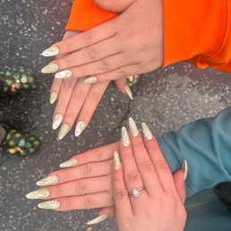 Sage green nails