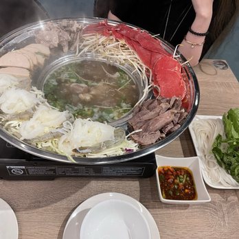 La Pho Vietnamese Restaurant - Straw hat hotpot - Vietnamese Near Me - Toronto, Ontario La Pho Vietnamese Restaurant - Straw hat hotpot - Vietnamese Near Me - Toronto, Ontario