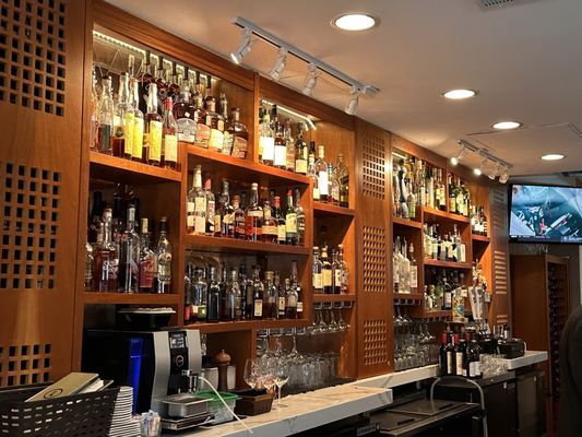 Leone's Italian by null