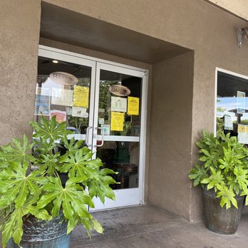 Venus - Entrance - Coffee & Tea Near Me - Sacramento, California