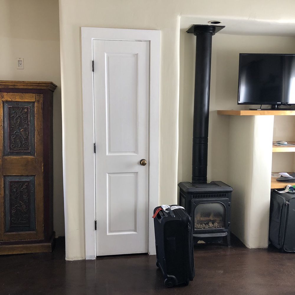 Las Palomas - Guest eoom - Hotels Near Me - Santa Fe, New Mexico Las Palomas - Guest eoom - Hotels Near Me - Santa Fe, New Mexico