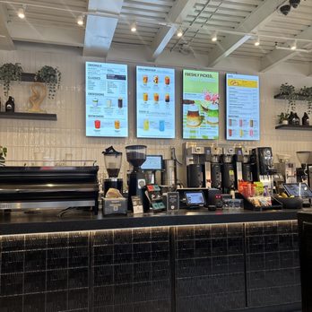 Gregorys Coffee - Bar area - Coffee & Tea Near Me - New York, New York