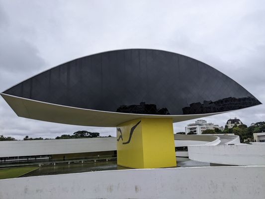 Museu Oscar Niemeyer by null